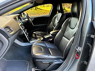 Used 2018 Volvo V40 R-Design Pro Grey - Interior and Exterior details 16