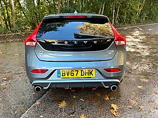 Used 2018 Volvo V40 R-Design Pro Grey - Interior and Exterior details 7