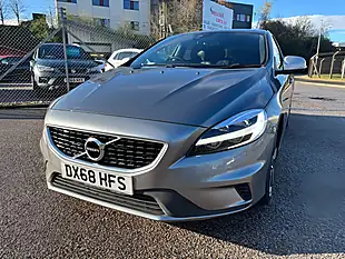 Used 2018 Volvo V40 R-Design Pro Osmium Grey - Interior and Exterior details 11