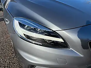 Used 2018 Volvo V40 R-Design Pro Osmium Grey - Interior and Exterior details 15