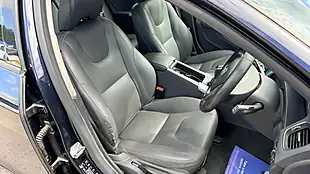 Used 2018 Volvo V60 Business Edition Lux Blue - Interior and Exterior details 11