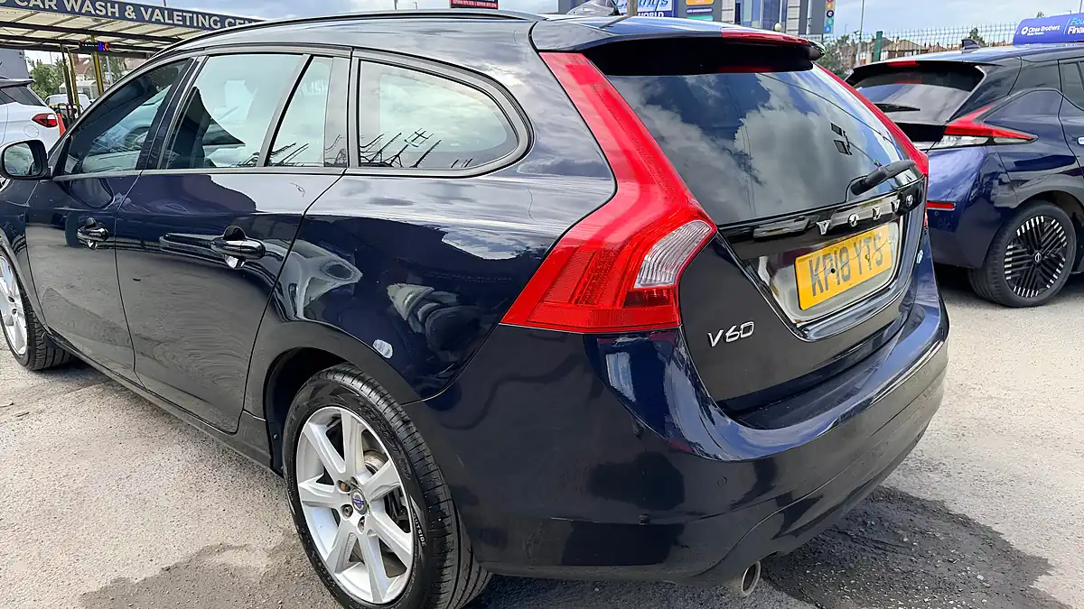Used 2018 Volvo V60 Business Edition Lux Blue - Interior and Exterior details 18