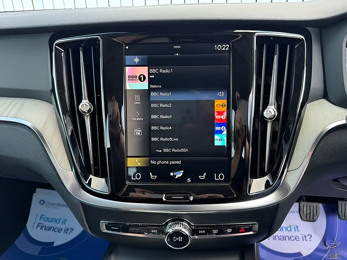 Used 2018 Volvo V60 Inscription Black - Interior and Exterior details 18