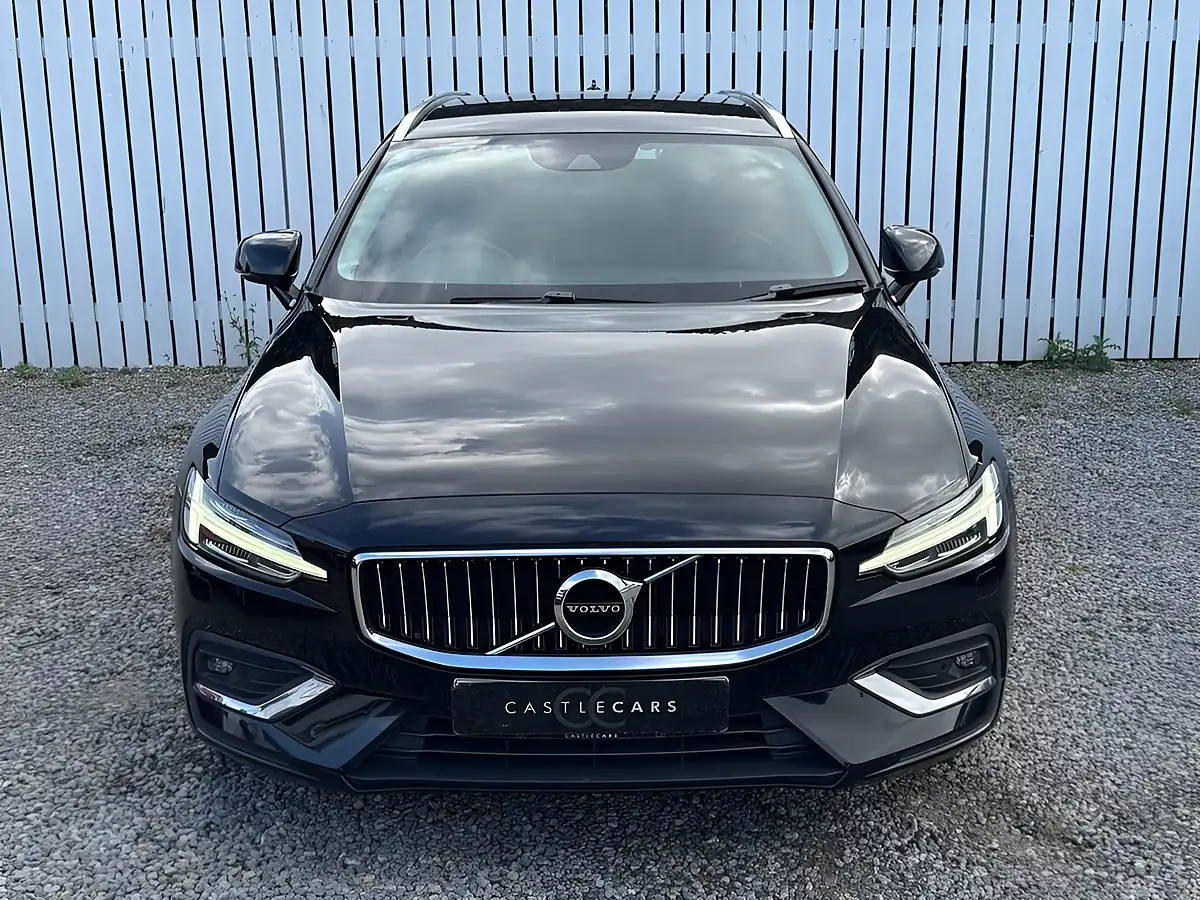 Used 2018 Volvo V60 Inscription Black - Interior and Exterior details 2