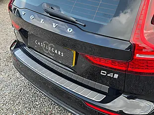 Used 2018 Volvo V60 Inscription Black - Interior and Exterior details 8