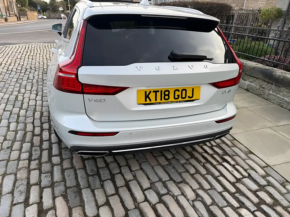 Used 2018 Volvo V60 Inscription Pro Birch Gold - Interior and Exterior details 15