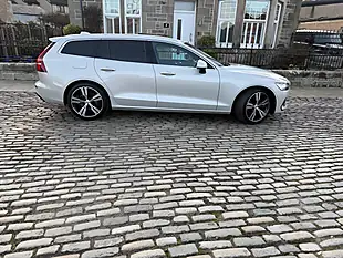 Used 2018 Volvo V60 Inscription Pro Birch Gold - Interior and Exterior details 17