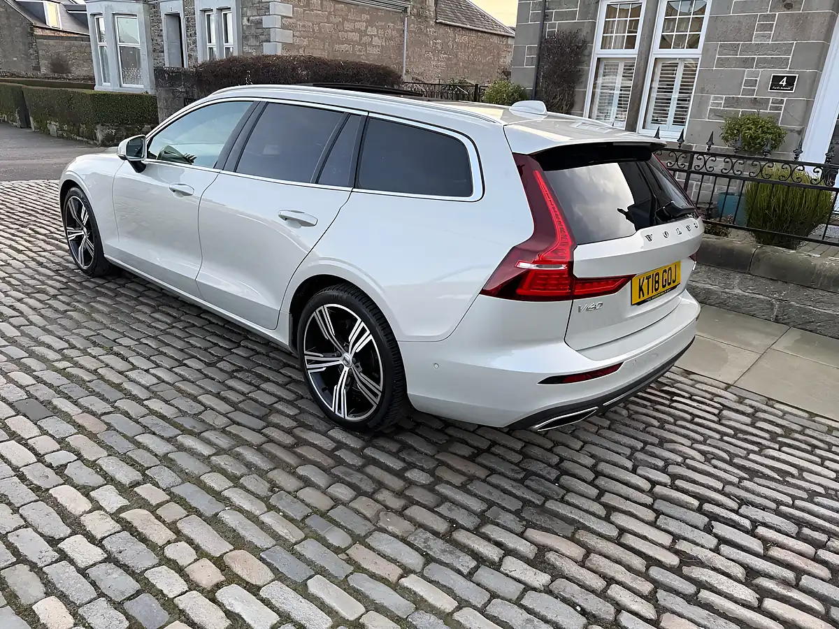 Used 2018 Volvo V60 Inscription Pro Birch Gold - Interior and Exterior details 5