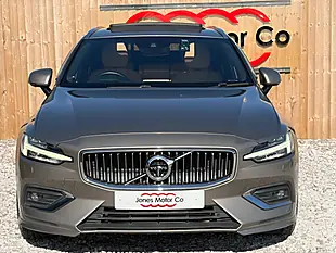Used 2018 Volvo V60 Inscription Pro Silver - Interior and Exterior details 2