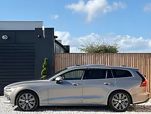 Used 2018 Volvo V60 Inscription Pro Silver - Interior and Exterior details 4