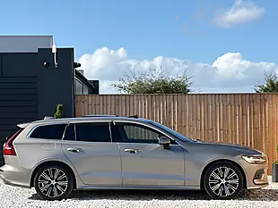 Used 2018 Volvo V60 Inscription Pro Silver - Interior and Exterior details 9