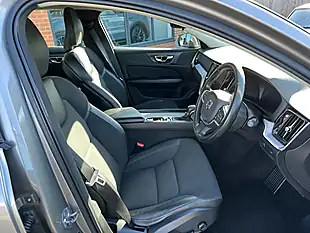 Used 2018 Volvo V60 Momentum Pebble Grey - Interior and Exterior details 11