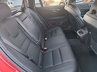 Used 2018 Volvo V60 Momentum Pro Red - Interior and Exterior details 11