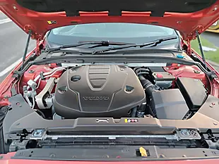 Used 2018 Volvo V60 Momentum Pro Red - Interior and Exterior details 19