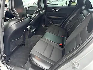 Used 2018 Volvo V60 Momentum Silver - Interior and Exterior details 11
