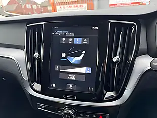 Used 2018 Volvo V60 Momentum Silver - Interior and Exterior details 14