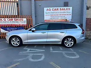 Used 2018 Volvo V60 Momentum Silver - Interior and Exterior details 4