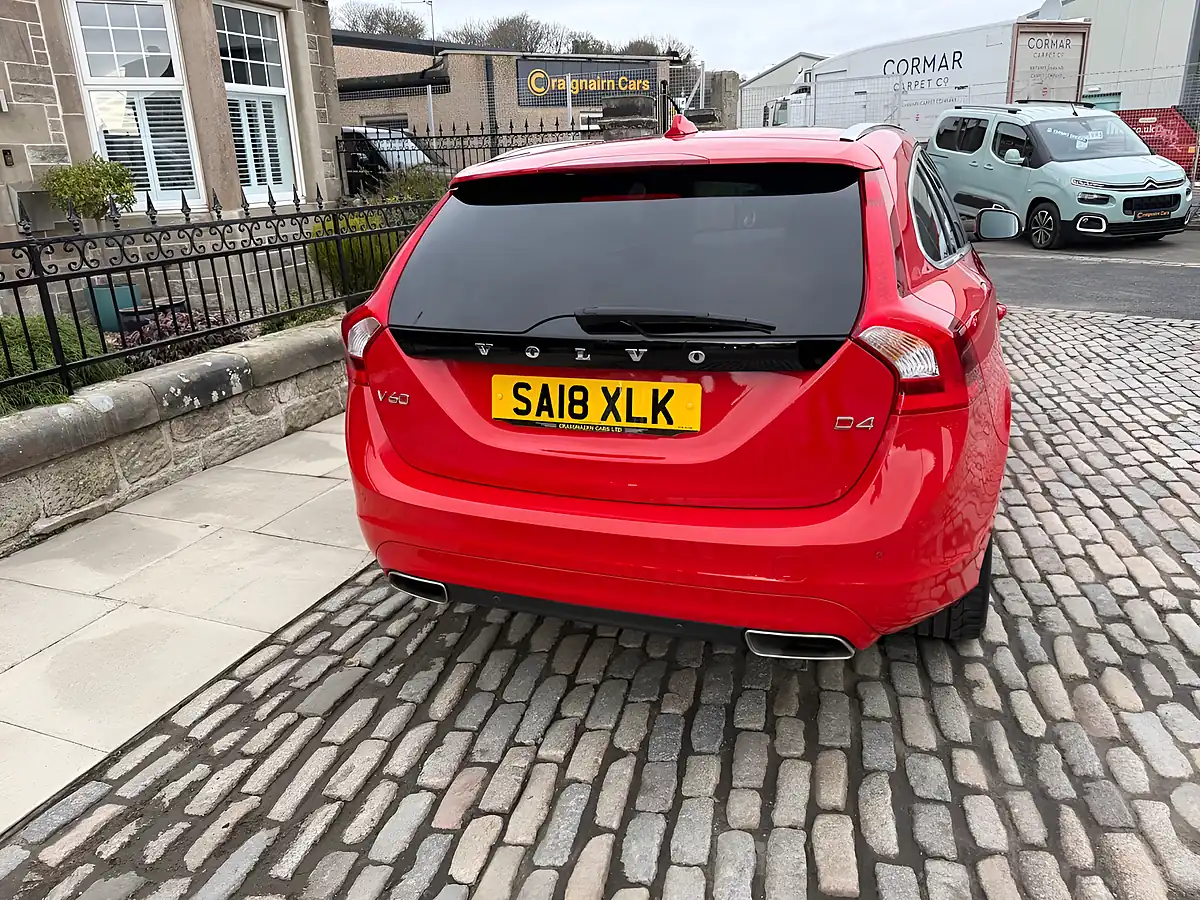 Used 2018 Volvo V60 Se Lux Nav Passion Red - Interior and Exterior details 13