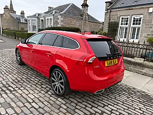 Used 2018 Volvo V60 Se Lux Nav Passion Red - Interior and Exterior details 4