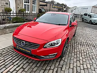 Used 2018 Volvo V60 Se Lux Nav Passion Red - Interior and Exterior details 5