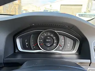 Used 2018 Volvo V60 Se Nav Mussel Blue - Interior and Exterior details 18