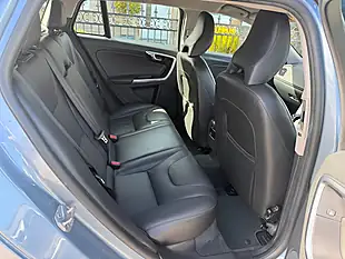Used 2018 Volvo V60 Se Nav Mussel Blue - Interior and Exterior details 20