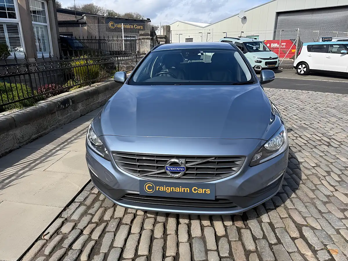 Used 2018 Volvo V60 Se Nav Mussel Blue - Interior and Exterior details 9