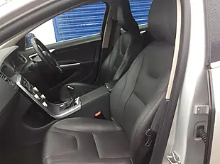 Used 2018 Volvo V60 Se Nav Silver - Interior and Exterior details 13