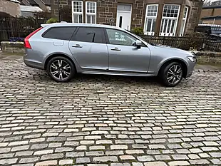 Used 2018 Volvo V90 Cross Country Pro Osmium Grey - Interior and Exterior details 14