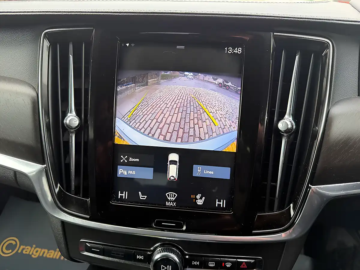 Used 2018 Volvo V90 Cross Country Pro Osmium Grey - Interior and Exterior details 17