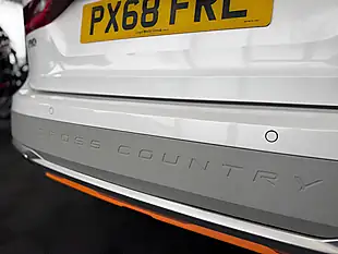 Used 2018 Volvo V90 Cross Country Volvo Ocean Race Crystal White - Interior and Exterior details 10