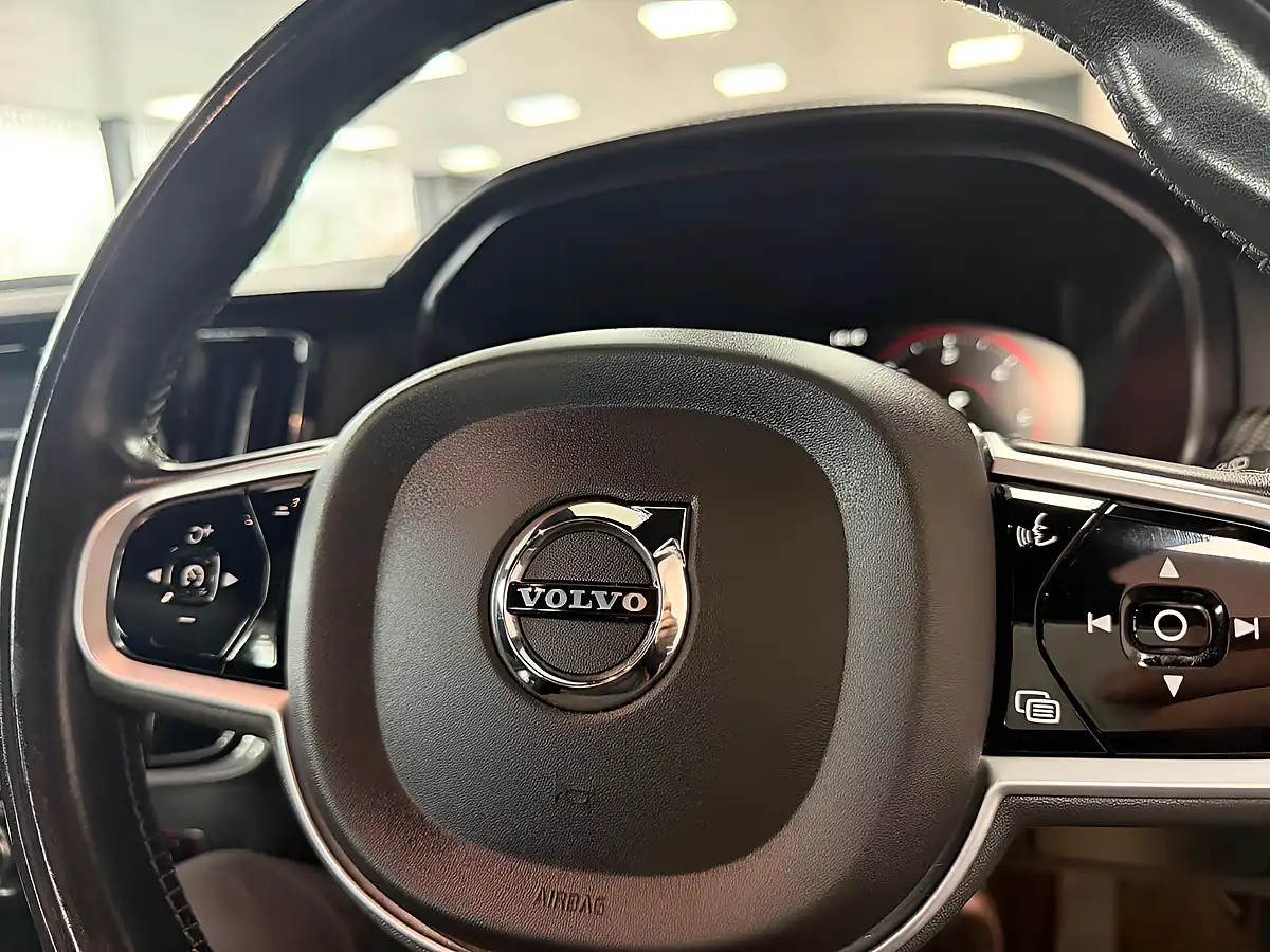 Used 2018 Volvo V90 Cross Country Volvo Ocean Race Crystal White - Interior and Exterior details 19