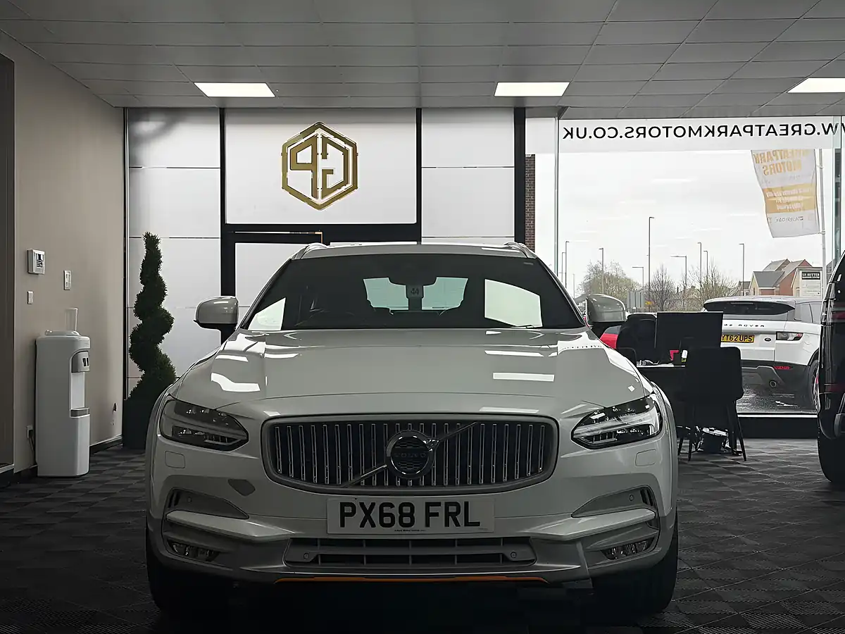 Used 2018 Volvo V90 Cross Country Volvo Ocean Race Crystal White - Interior and Exterior details 2