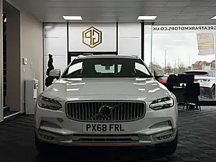 Used 2018 Volvo V90 Cross Country Volvo Ocean Race Crystal White - Interior and Exterior details 4