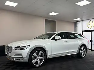 Used 2018 Volvo V90 Cross Country Volvo Ocean Race Crystal White - Interior and Exterior details 5