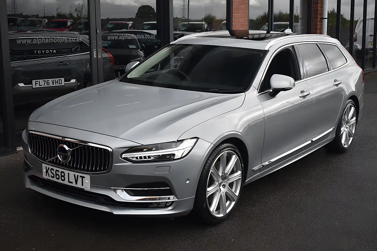 Used 2018 Volvo V90 Inscription Electric Silver - Interior and Exterior details 10