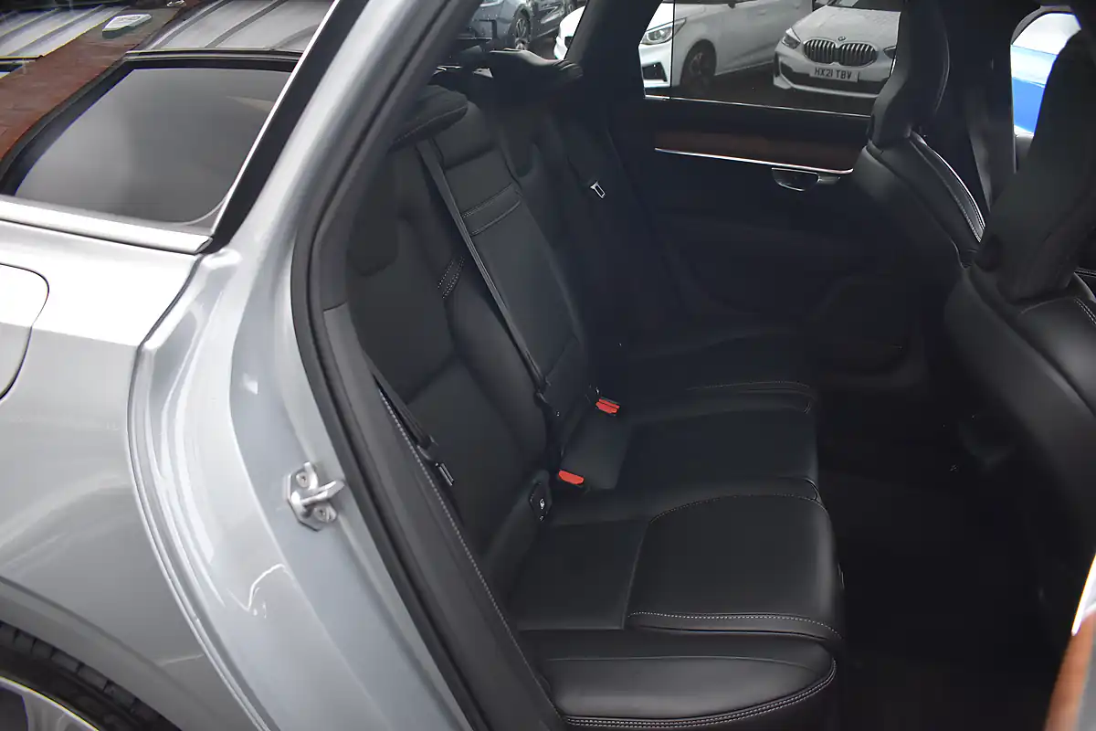 Used 2018 Volvo V90 Inscription Electric Silver - Interior and Exterior details 12