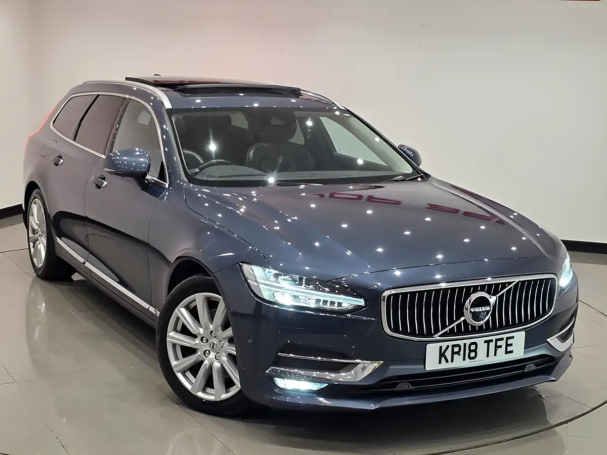 Used 2018 Volvo V90 Inscription Pro Blue - Interior and Exterior details 11