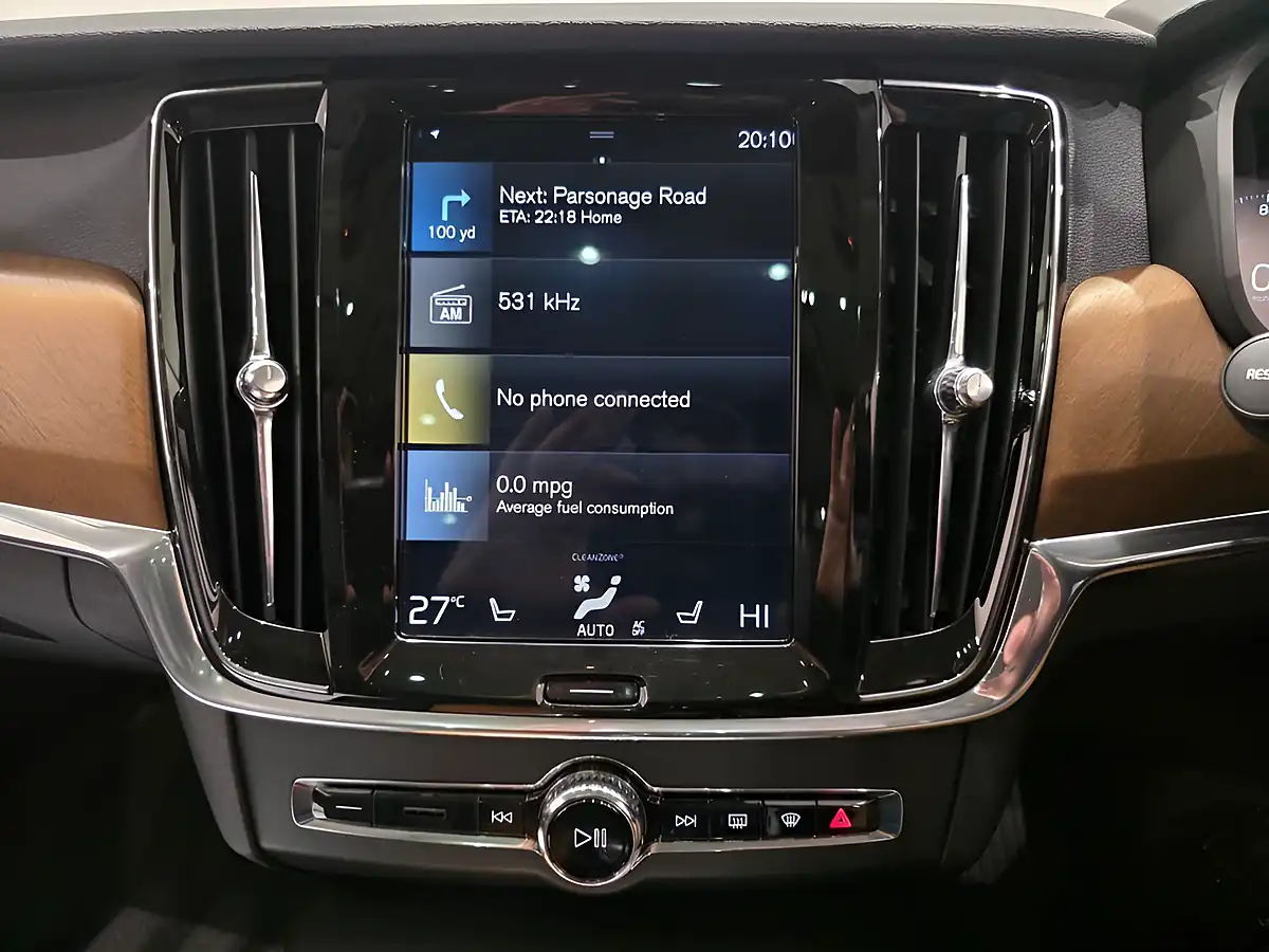 Used 2018 Volvo V90 Inscription Pro Blue - Interior and Exterior details 19