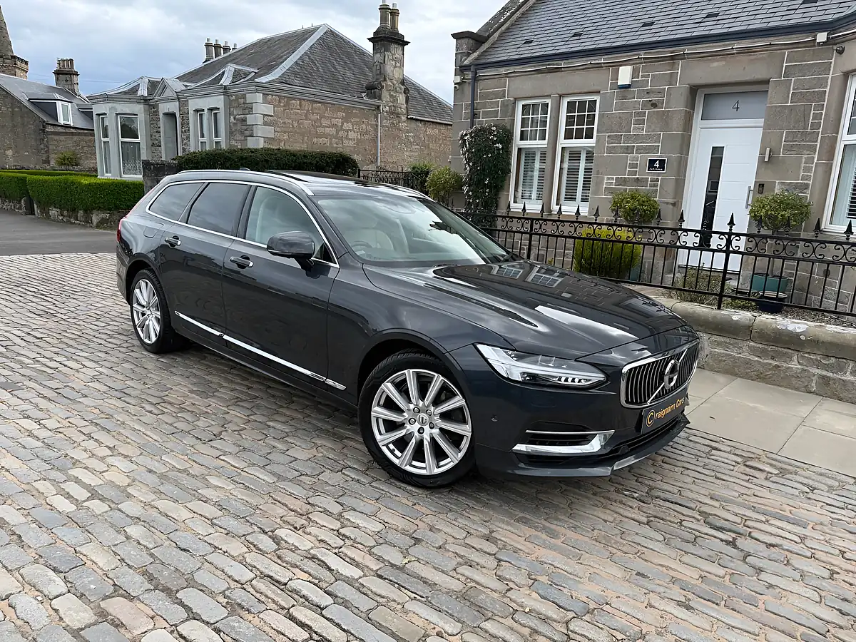 Used 2018 Volvo V90 Inscription Pro Savile Grey - Front View