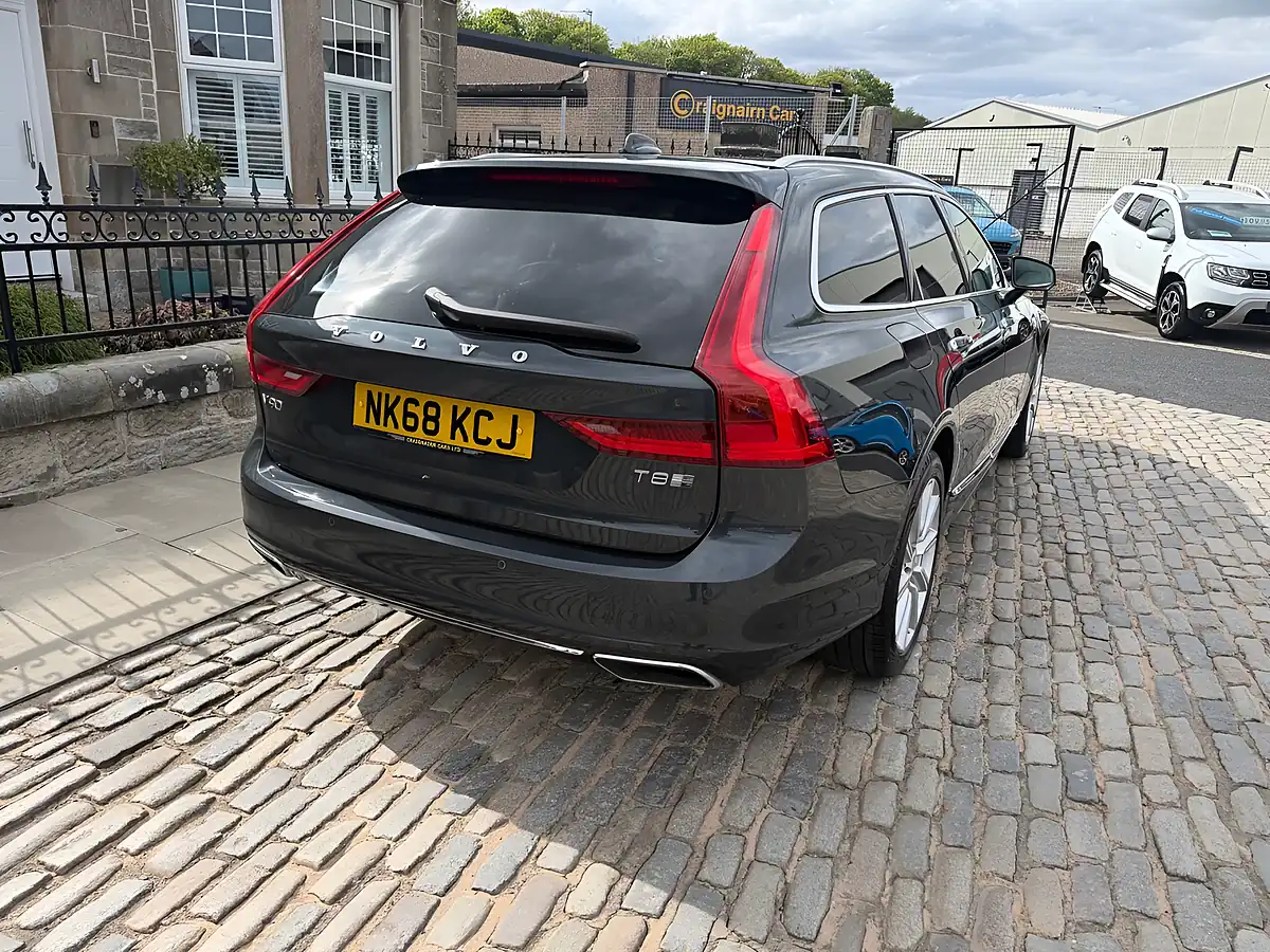 Used 2018 Volvo V90 Inscription Pro Savile Grey - Interior and Exterior details 12