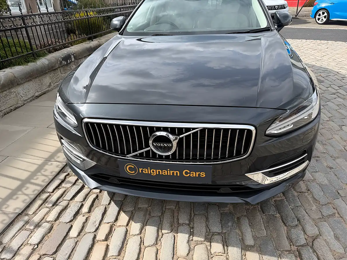 Used 2018 Volvo V90 Inscription Pro Savile Grey - Interior and Exterior details 18