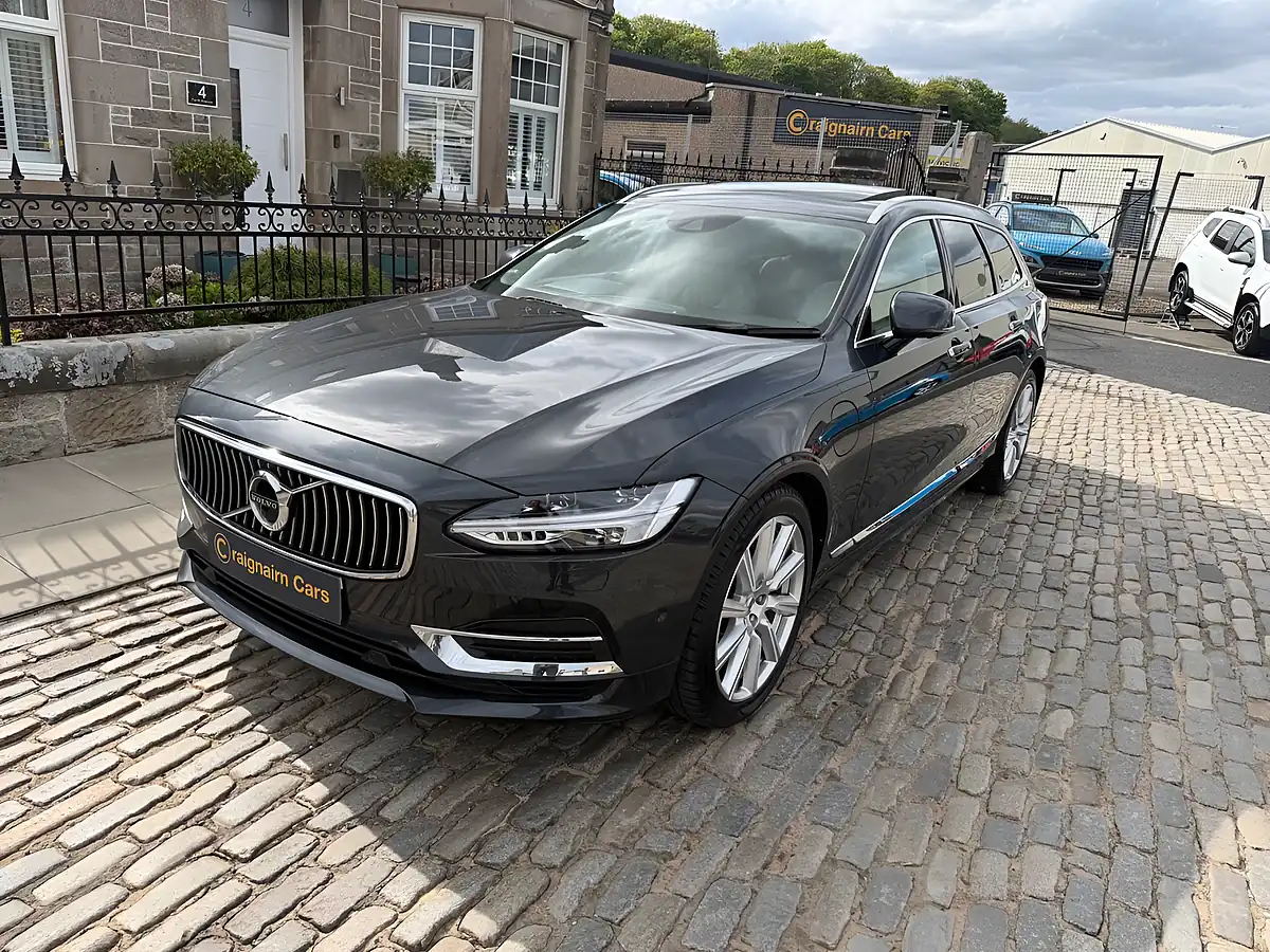 Used 2018 Volvo V90 Inscription Pro Savile Grey - Interior and Exterior details 3