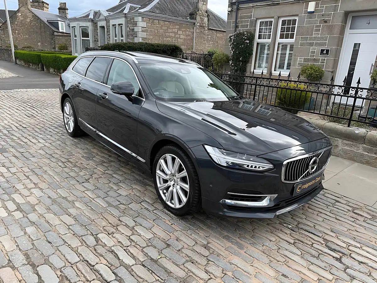 Used 2018 Volvo V90 Inscription Pro Savile Grey - Interior and Exterior details 4