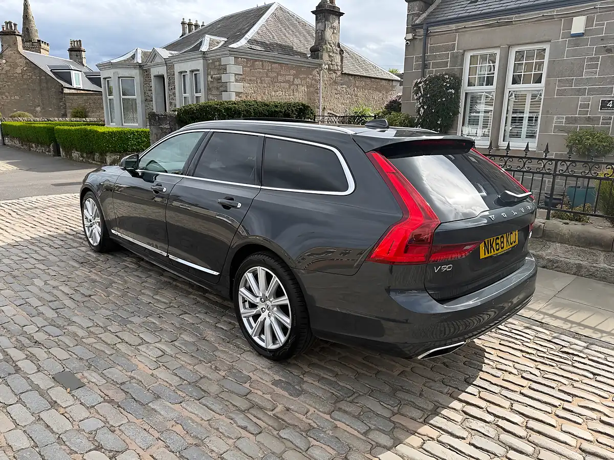 Used 2018 Volvo V90 Inscription Pro Savile Grey - Interior and Exterior details 8