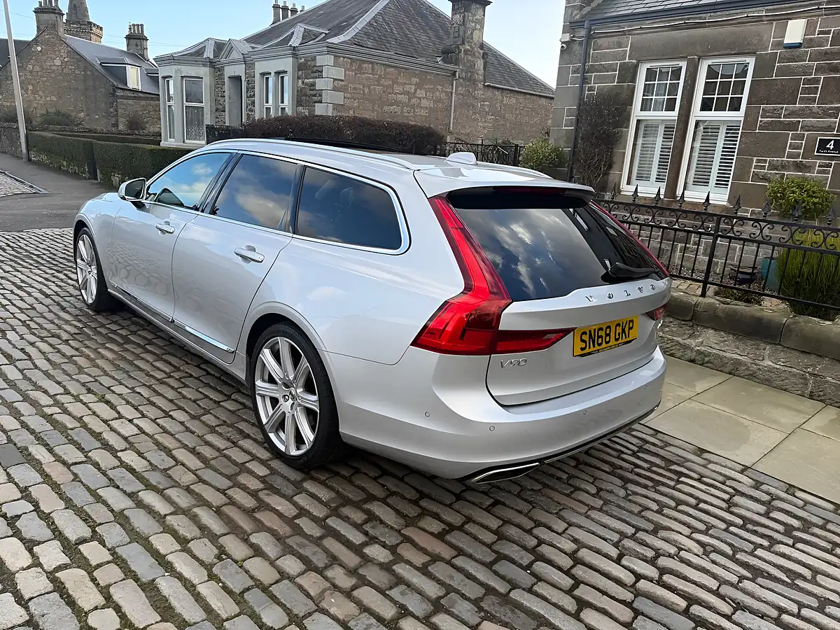 Used 2018 Volvo V90 Inscription Pro Silver - Interior and Exterior details 17