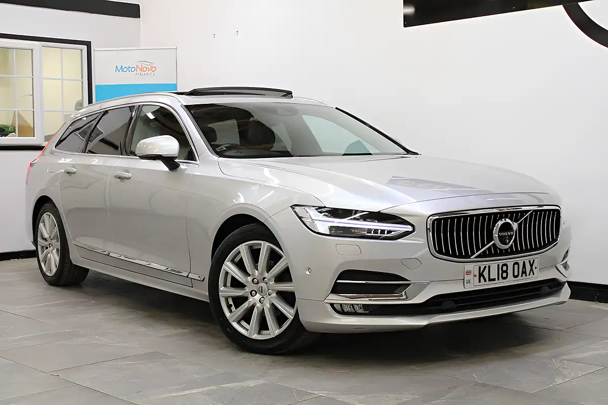 Used 2018 Volvo V90 Inscription Silver - Front View