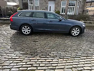 Used 2018 Volvo V90 Momentum Denim Blue - Interior and Exterior details 9