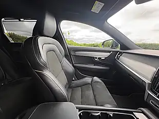 Used 2018 Volvo V90 R-Design Black - Interior and Exterior details 13