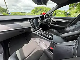 Used 2018 Volvo V90 R-Design Black - Interior and Exterior details 15